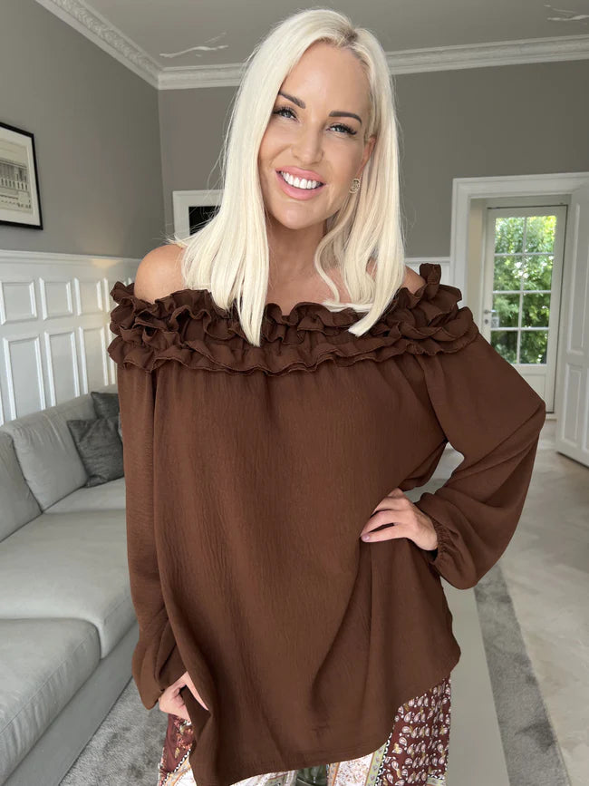Chili - Finaste plus size tunikan med volanger i halsringningen (bestseller)